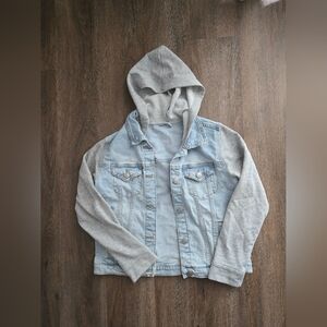 GUC Girls Light Blue Denim Jacket with Gray Sleeves Size Large